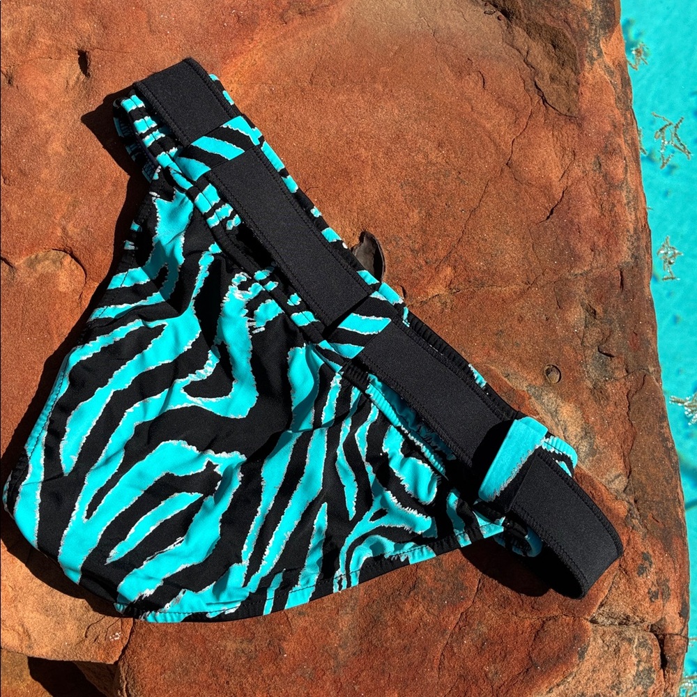 VENUS Black & Teal Zebra Ring-Accent James Bond Style Bikini 10 - Picture 4 of 4
